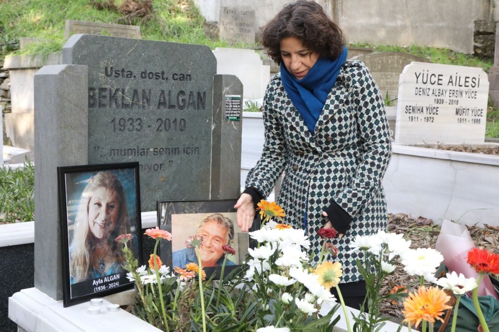 Ayla Algan Anıldı 206