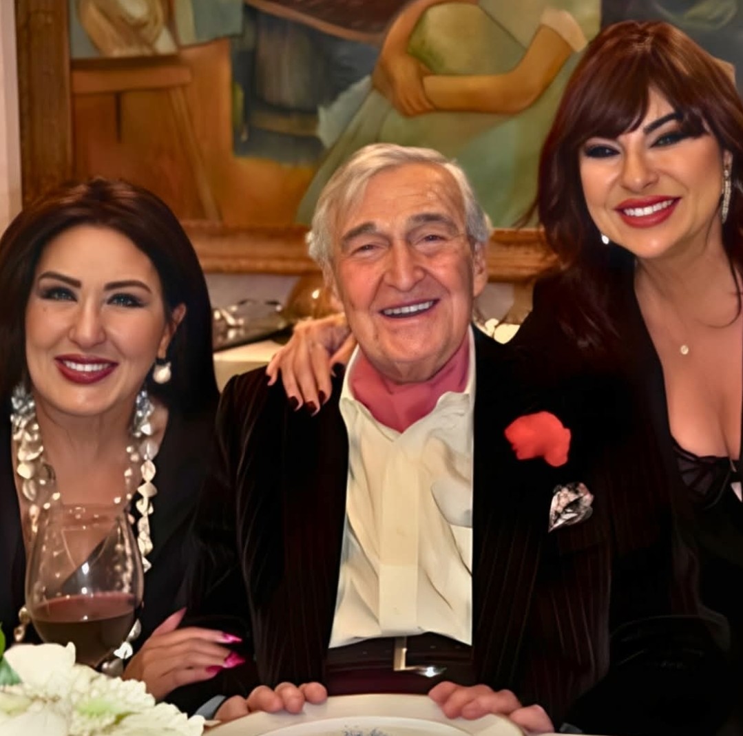 Nükhet Duru Rahmi Koç Nilgün Belgün-1