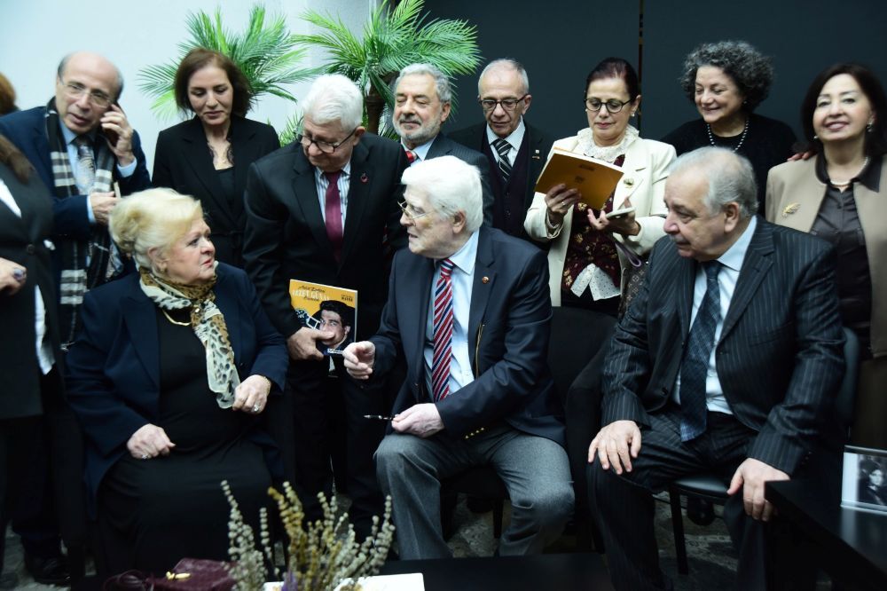 Neşe Karaböcek İzzet Günay Sergisi 1000091151