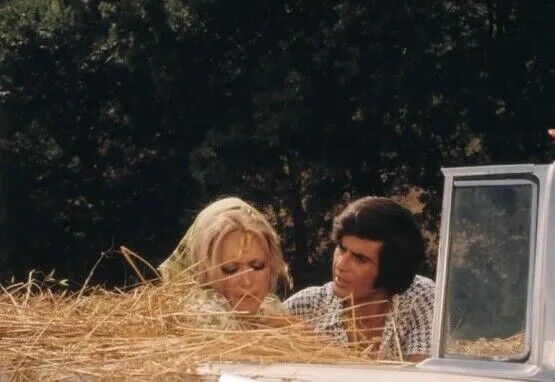 Tarik Akan Filiz Akin60