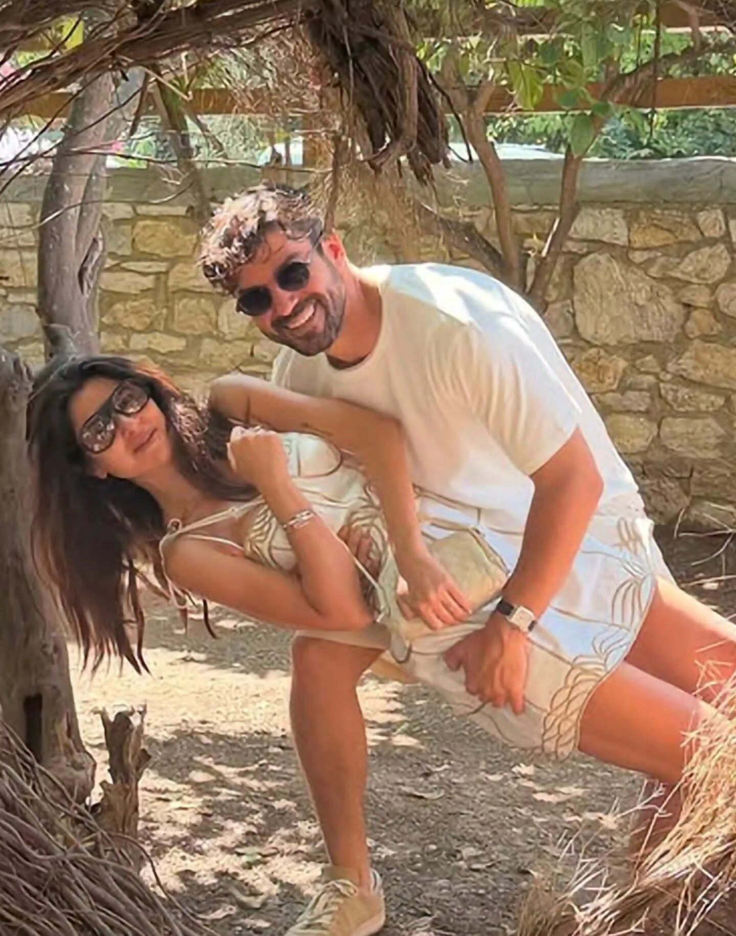 Nesrin Cevadzade Kadir Taner Uçar Bodrum Da