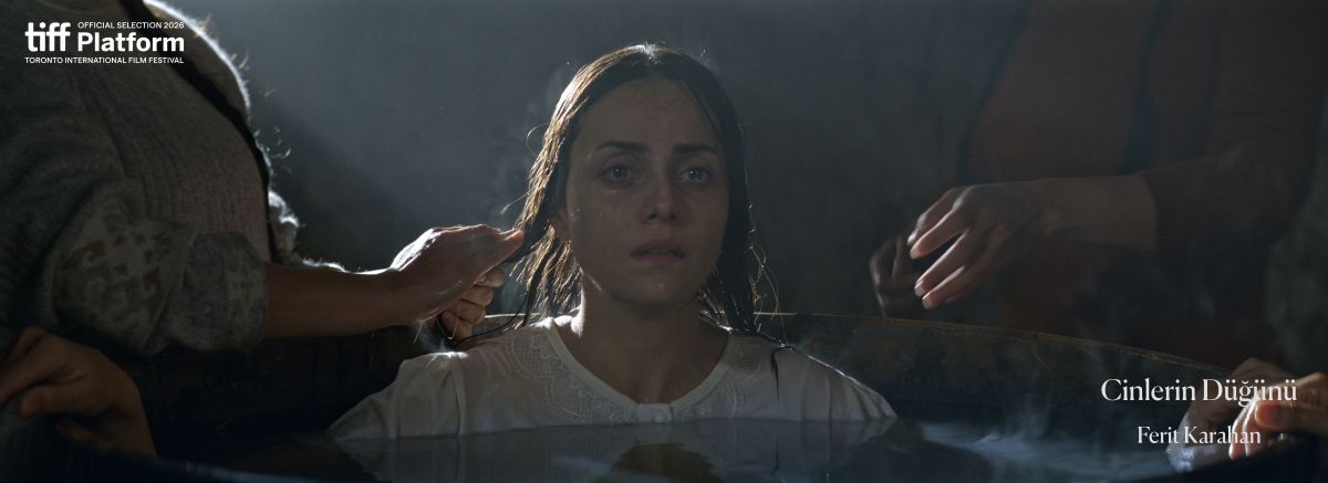 Sinema Cinlerin Düğünü Djinnwedding Still 06 Motherinthewater (1)