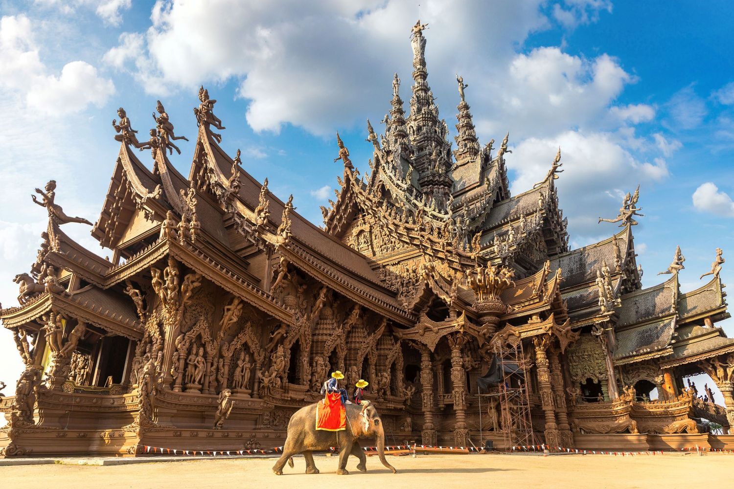 Ekonomi Tayland Pattaya Fil Safari