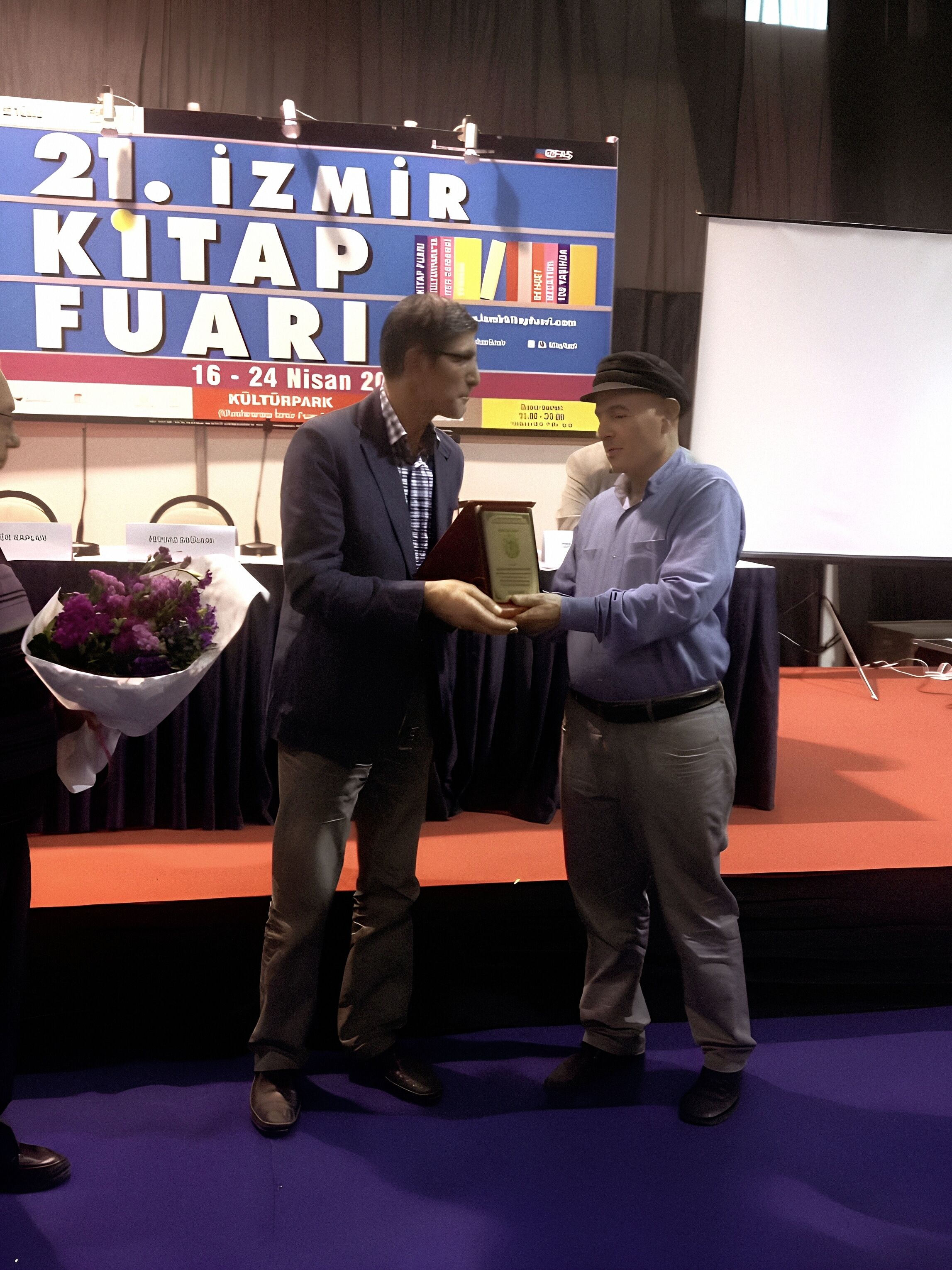 Veysel Boğatepe Hasan Hüseyin Yalvac (İzmir Fuarı, 2016)