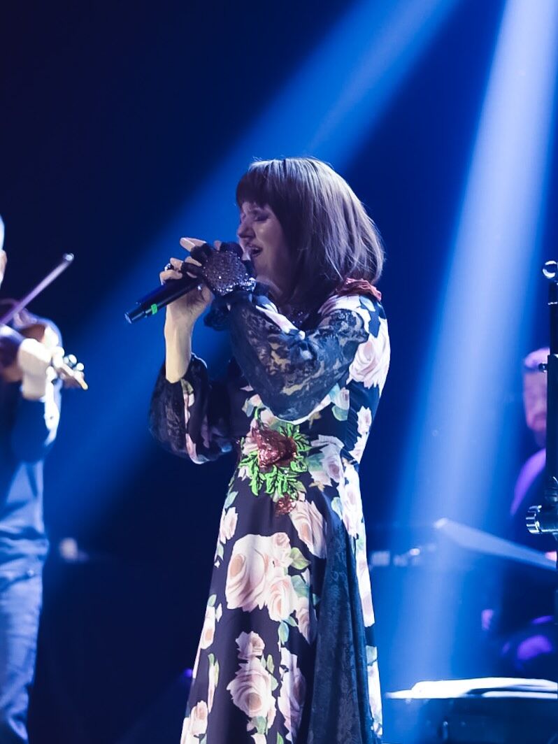 Gülden Karabocek Diyarbakir Da Holly Stone De Konser Verdi 2 Ekim 2026 01