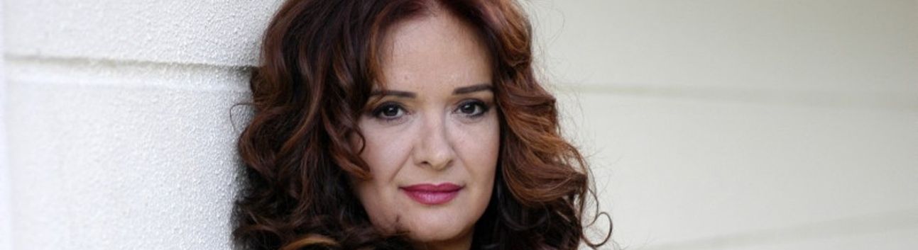 MÜJDE AR, GAZZELİ BİR ÇOCUĞA 'KORUYUCU ANNE' OLACAK
