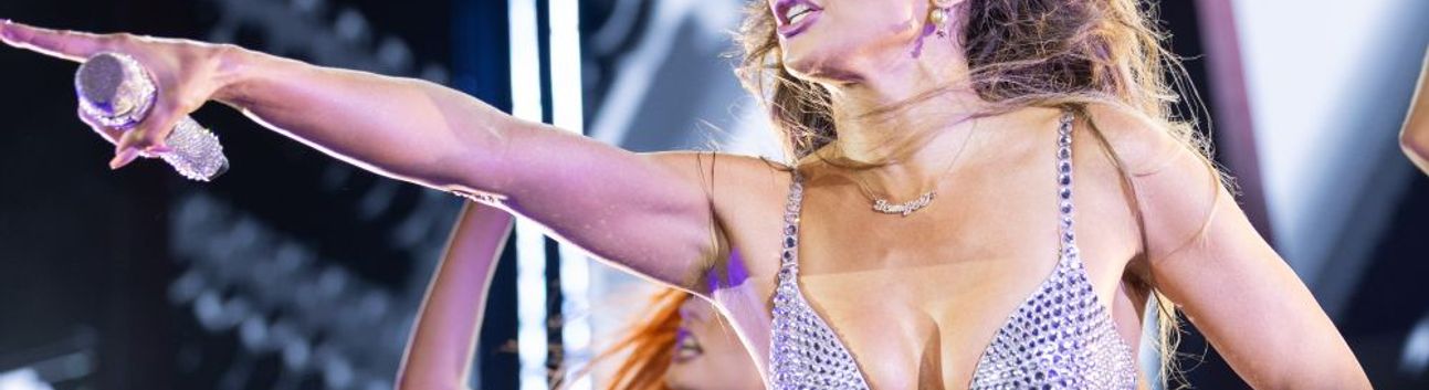 İstanbul Yenikapı da Jennifer Lopez fırtınası esti!